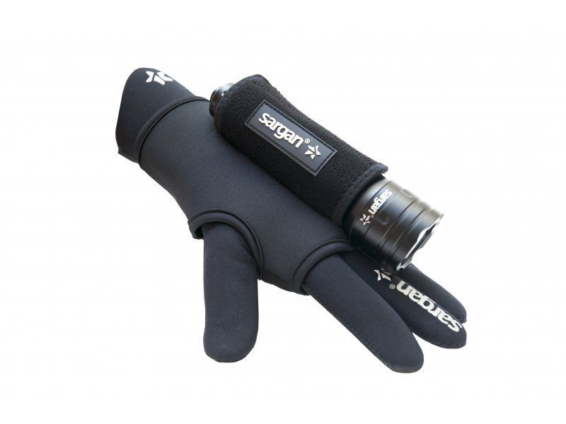 img_3940_800l600_1__1 Держатель подводного фонаря СПРУТ полуперчатка — изображение 1