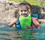 Жилет для плавания детский зеленый — изображение 4